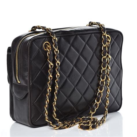 chanel black lambskin shoulder bag|Meer.